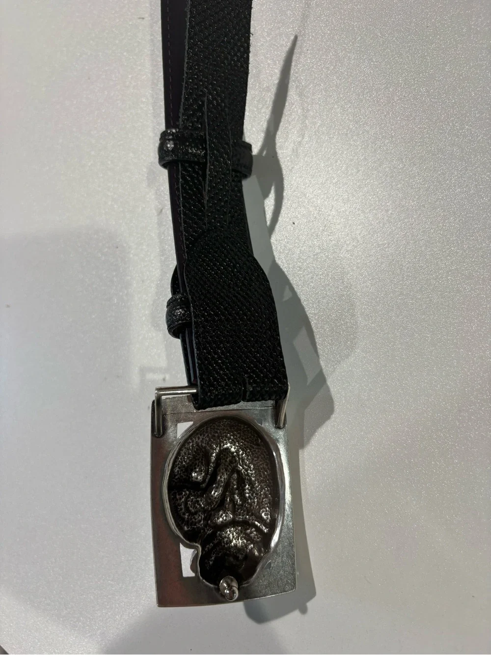 Rare Elliot Rhodes London Chameleon Buckle Glossy Carung Texture Espresso Belt